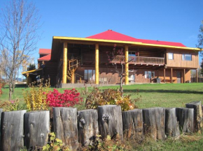 Гостиница Smithers Driftwood Lodge, Смитерс